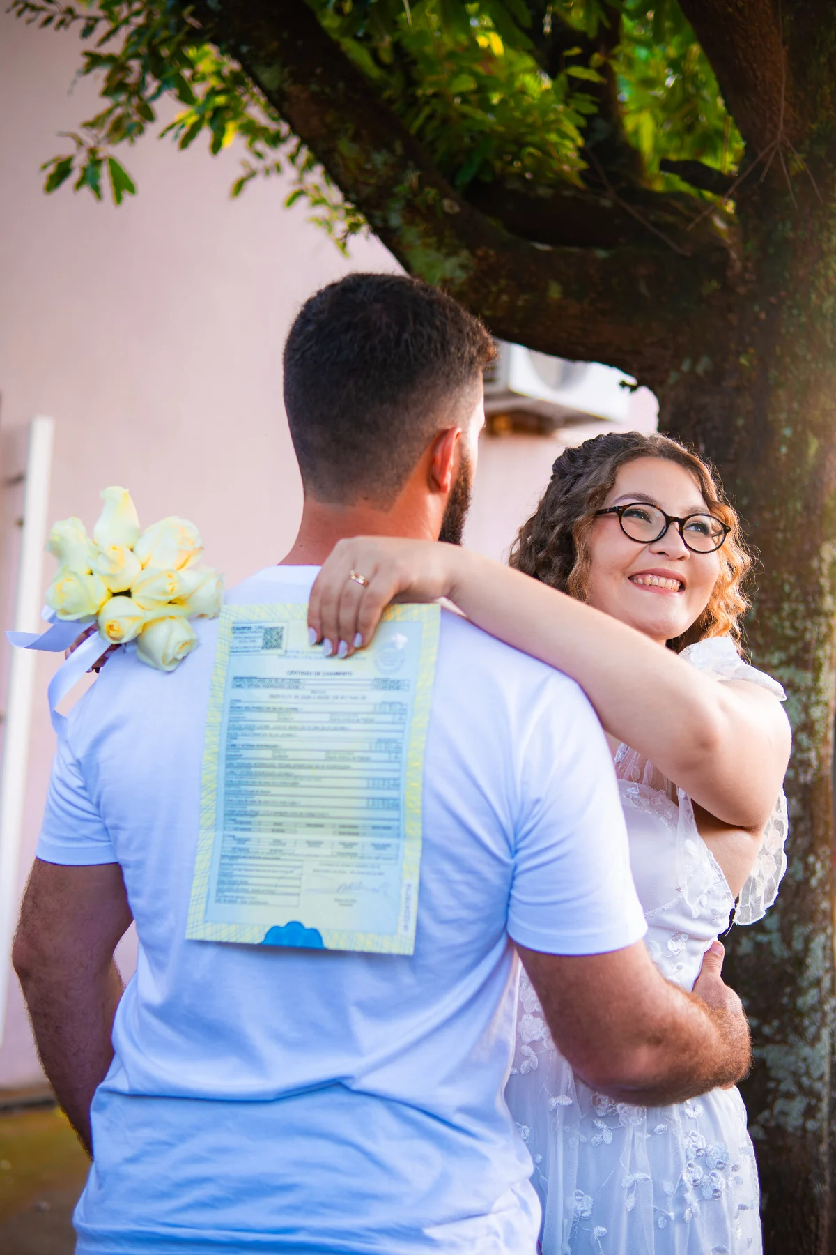 Casal após casamento civil
